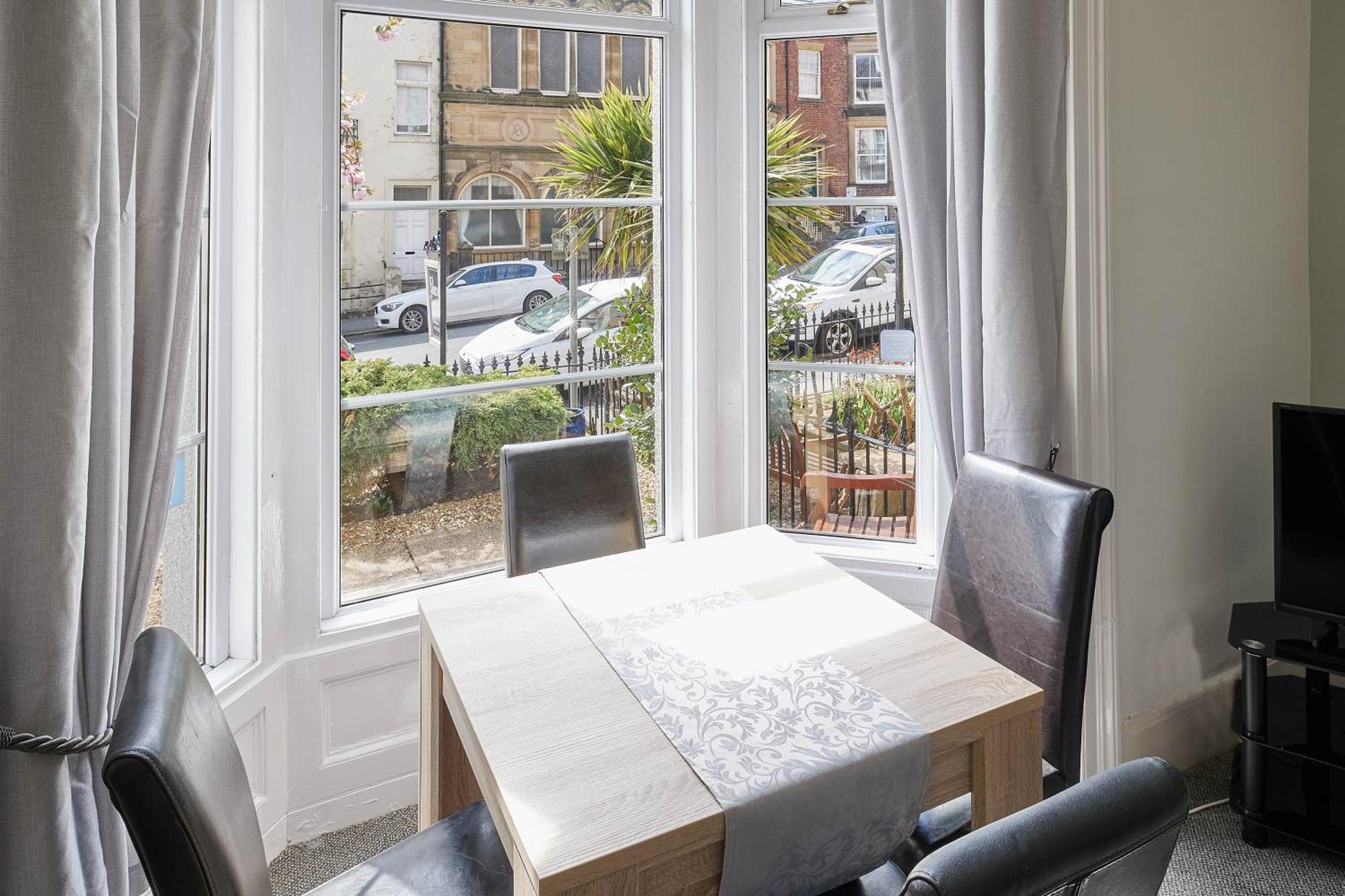 Glencoe Holiday Apartments Whitby Rum bild